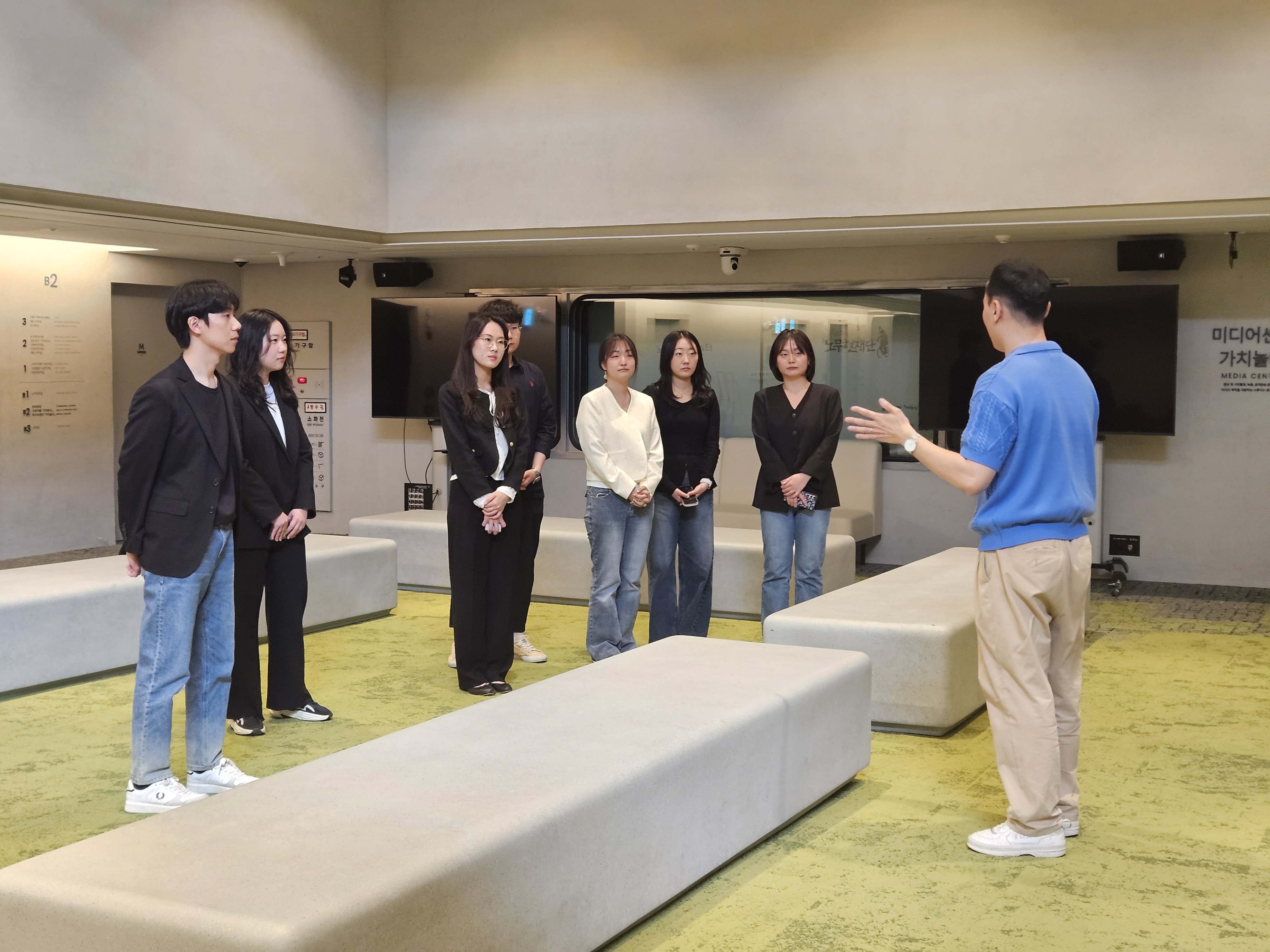 시민센터 투어.jpg